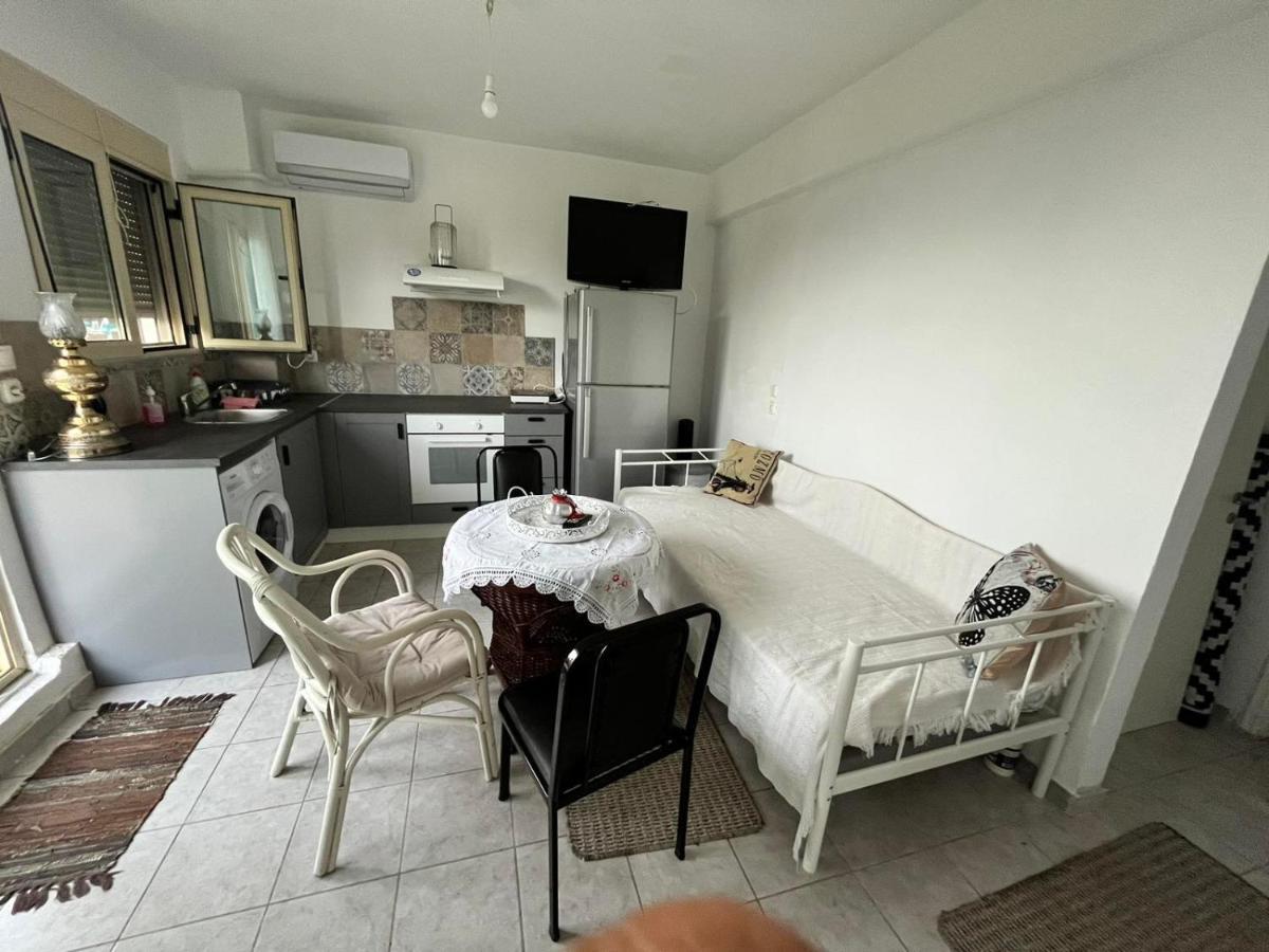 Malamo Apartment Ampelo Екстериор снимка